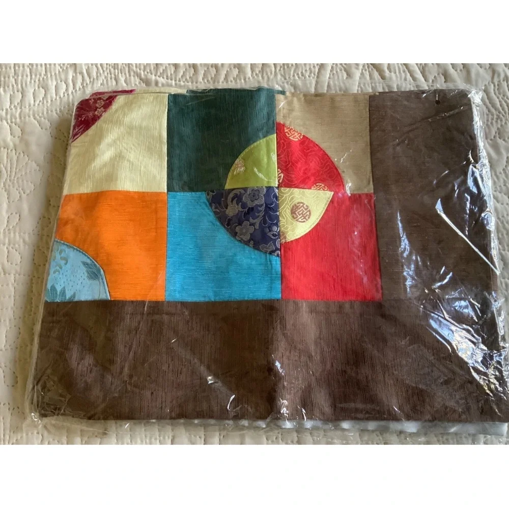 NWT Elegant Oriental Silk Placemats, Napkin and Chopsticks - set of 6